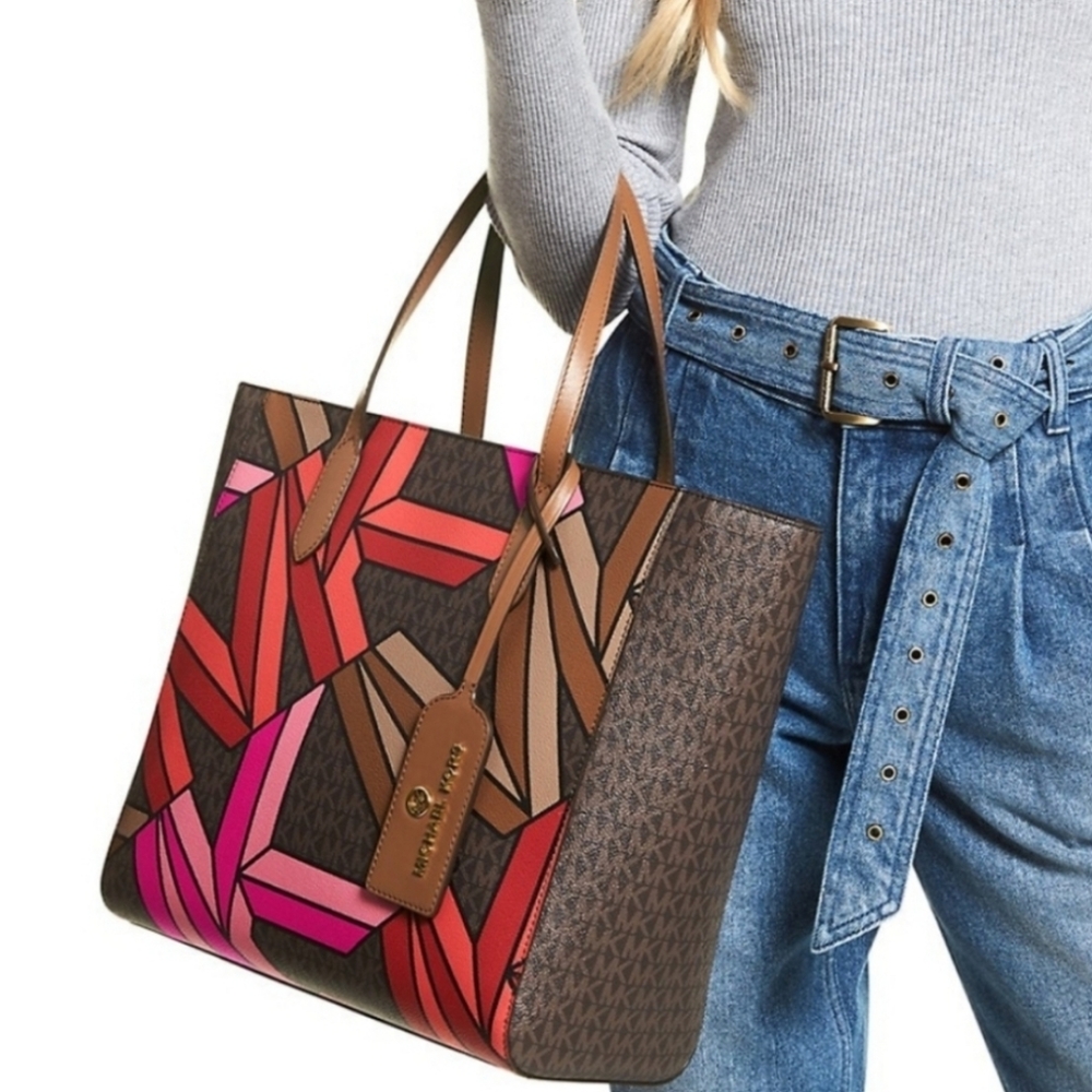 Michael Kors Sinclair Logo Large Tote - Picture 9 of 10